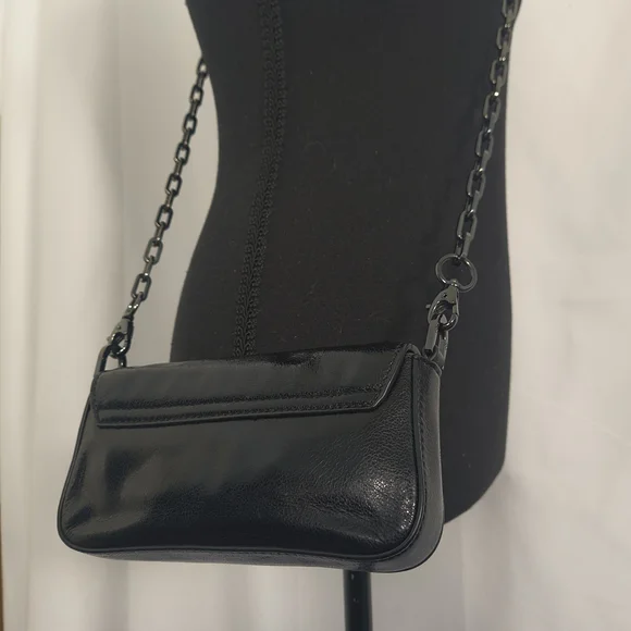 Black Leather Chain Shoulder Bag - Picture 8 of 10